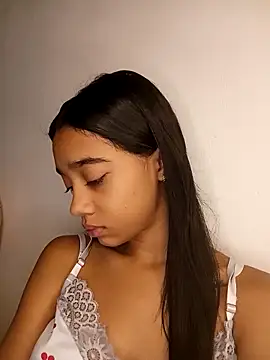 Zoe Sweett18 online show from 04/21/26, 12:55