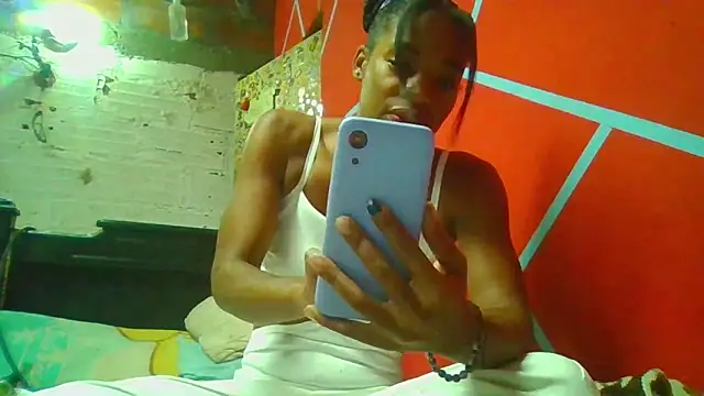 Biancalopez-02 online show from 12/16/25, 11:43