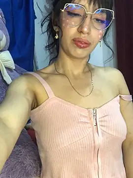 MiaFlamesxxx online show from 01/25/25, 11:54