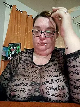 diosacurvy1984 online show from 02/14/26, 10:56