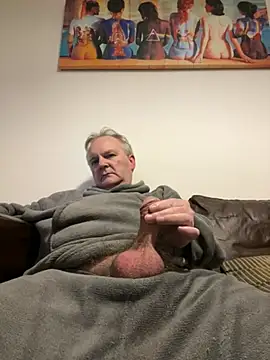 Snapshot of Paolo7619 chatting on 04/20/26, 03:31 Paolo7619 online show from 04/20/26, 03:31