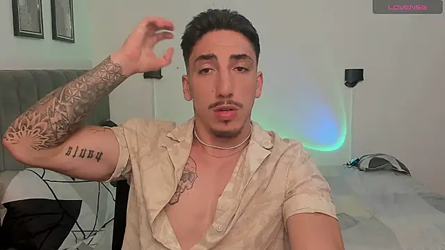 dylanspencer28 online show from 01/24/25, 07:07