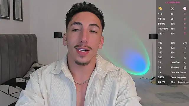 dylanspencer28 online show from 02/08/25, 08:42