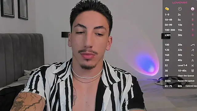 dylanspencer28 online show from 02/18/25, 08:14