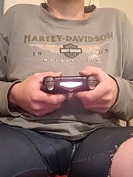 Snapshot of almighty_d chatting on 02/17/25, 06:20 almighty d online show from 02/17/25, 06:20