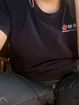 Snapshot of almighty_d chatting on 02/21/25, 08:07 almighty d online show from 02/21/25, 08:07