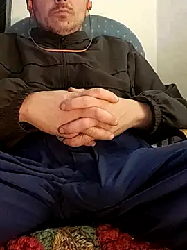 Snapshot of almighty_d chatting on 02/23/25, 08:28 almighty d online show from 02/23/25, 08:28