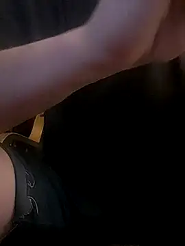 Snapshot of almighty_d chatting on 02/26/25, 03:53 almighty d online show from 02/26/25, 03:53