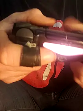 Snapshot of almighty_d chatting on 02/28/25, 05:15 almighty d online show from 02/28/25, 05:15