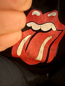 Snapshot of almighty_d chatting on 03/01/25, 07:08 almighty d online show from 03/01/25, 07:08