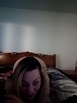 KittzyKat online show from 01/22/25, 10:29