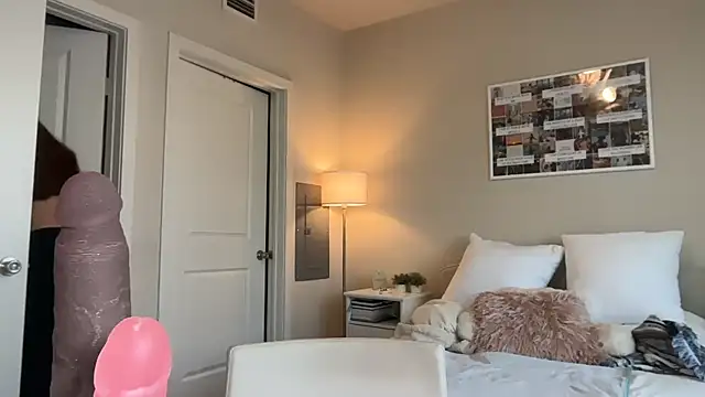 graciesmith27 online show from 02/26/26, 07:13