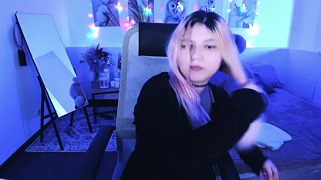 DiaAngell online show from 02/27/26, 07:25