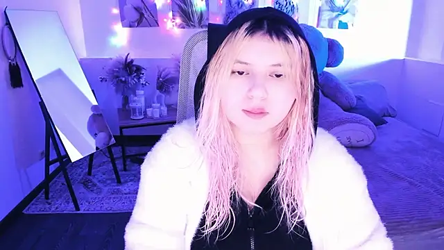 DiaAngell online show from 02/28/26, 07:37