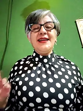 ilonna2025 online show from 09/21/25, 07:21