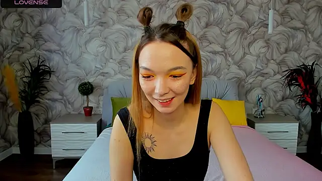 SusannJohnson online show from 03/22/25, 03:20