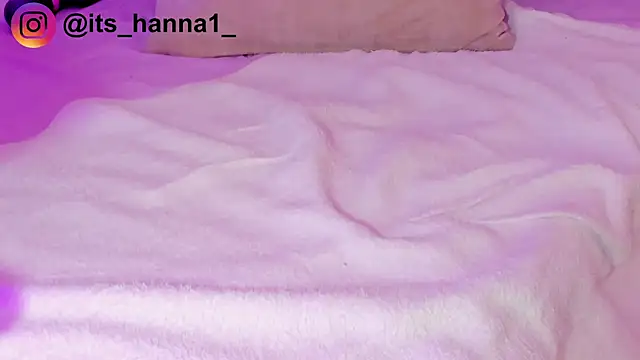Snapshot of cutte_hanna18 chatting on 07/23/26, 01:58 cutte hanna18 online show from 07/23/26, 01:58