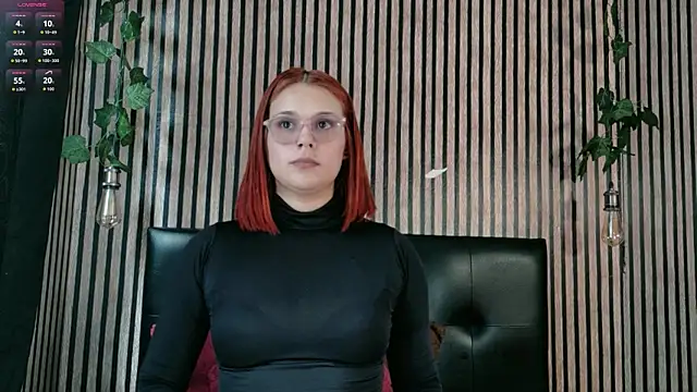 Sophie new25 online show from 11/15/25, 02:02