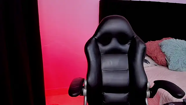 Paulina Lopezz online show from 03/24/26, 07:52