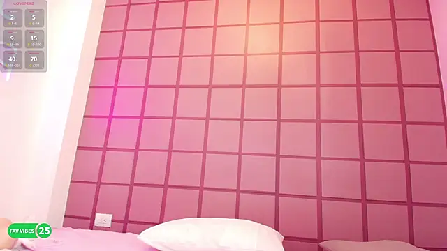 LissMonroe online show from 11/19/25, 10:48