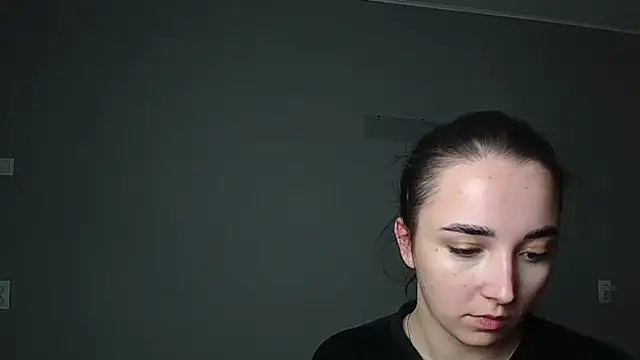 Eva Gloryy online show from 04/13/26, 09:20