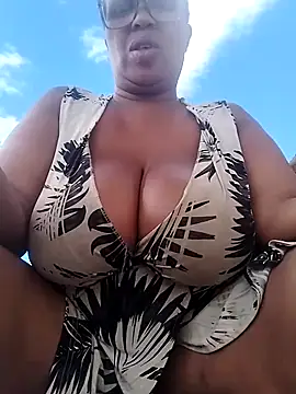 bubblendz1988 online show from 02/25/26, 12:48