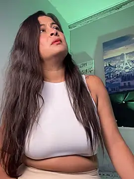 Lili  taylor online show from 03/04/25, 01:49