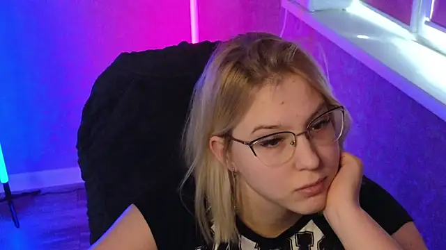 HotBrandyX online show from 03/03/25, 08:05