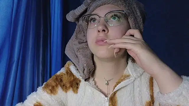 HotBrandyX online show from 09/14/25, 02:54