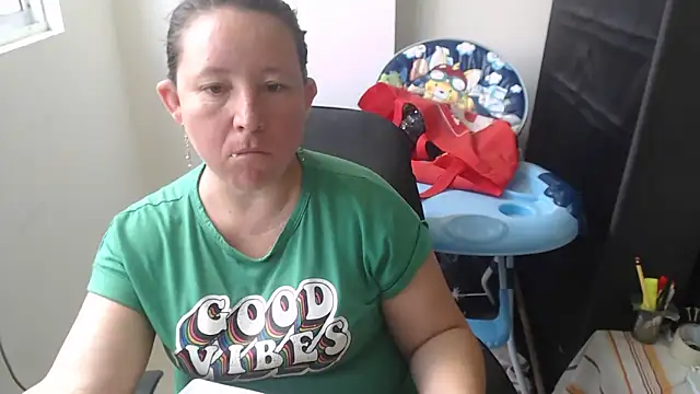 Yohis Kiut25 online show from 12/21/25, 06:15