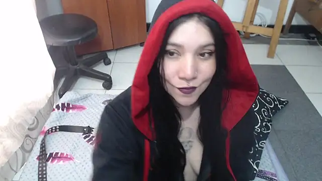 sharonnleon online show from 02/20/25, 04:36