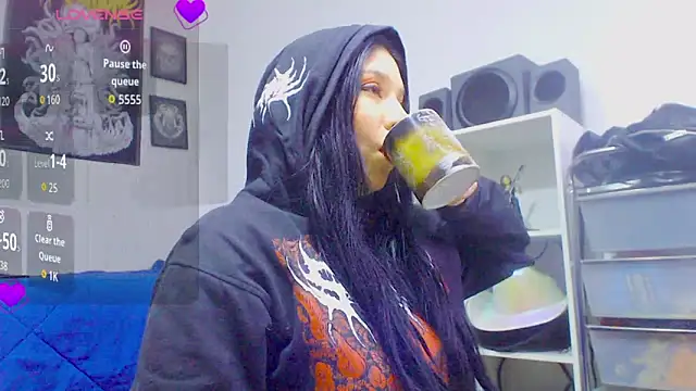 sharonnleon online show from 03/12/26, 10:05