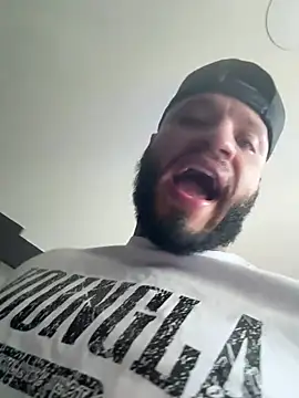 dereckgreen online show from 04/21/26, 07:06