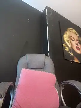 viktoria davis  online show from 09/11/25, 11:16