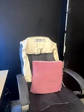 viktoria davis  online show from 11/08/25, 11:47