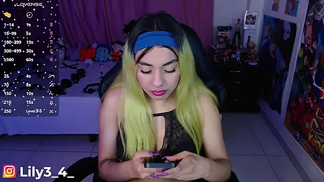 Snapshot of lily3_4 chatting on 06/17/26, 07:11 lily3 4 online show from 06/17/26, 07:11