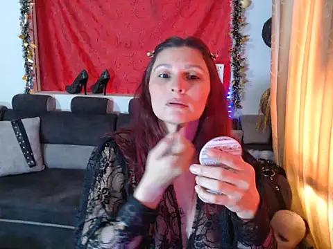 Snapshot of sachaclinford chatting on 11/27/25, 05:15 sachaclinford online show from 11/27/25, 05:15