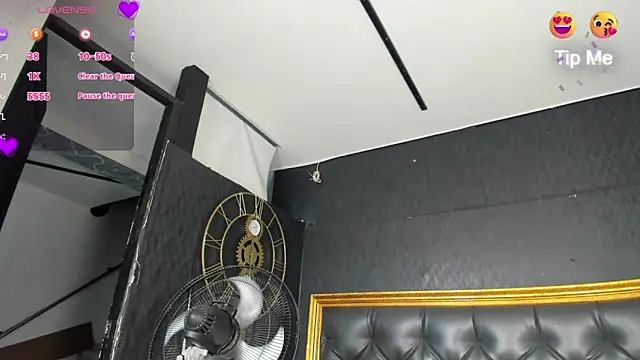 DalayMoore online show from 12/15/25, 08:13