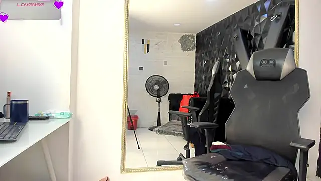 DalayMoore online show from 06/05/26, 10:04