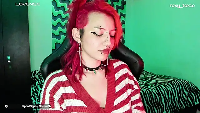 roxy toxic online show from 03/05/25, 12:16