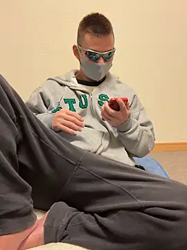 ki--kun online show from 03/09/26, 12:42