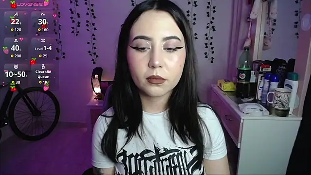  codeline online show from 12/19/25, 04:19