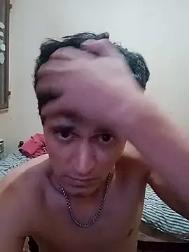 EstebanAkyLu online show from 02/04/25, 04:15