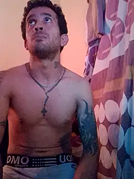 EstebanAkyLu online show from 02/15/25, 08:33