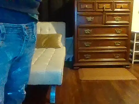 biggzee6 online show from 12/04/25, 12:09