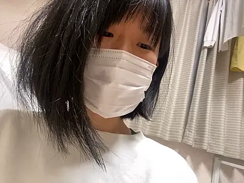 riri riri jp online show from 11/10/25, 09:41