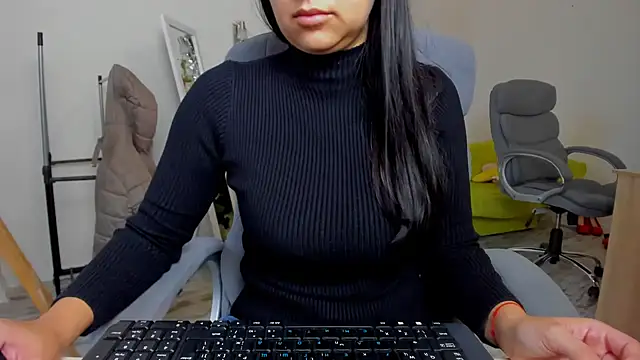 Tianiaa online show from 12/03/25, 07:49