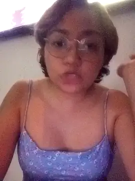 criscrispdv online show from 04/22/26, 03:09