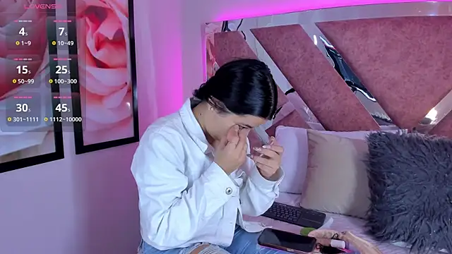 ValeriaOrtega online show from 10/06/25, 11:40