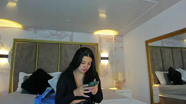 ValeriaOrtega online show from 04/16/26, 11:33